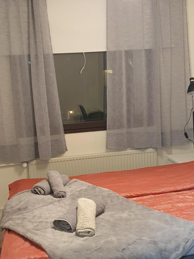 Kaunis Valoisa 3 Krs Pikkukaksio Vantaa Koivukylae 아파트 외부 사진